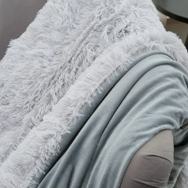 Fluffy Long Plush Throw Blanket Double-sided Bedspread Blanket Shaggy Shawl Blanket for Adults Children - Image 4