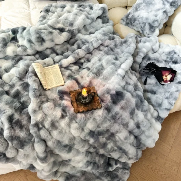 New High end Toka Rabbit Hair Blanket Tie Dyed Comfortable and Warm Blanket Multi functional Office Lunch Rest Blanket - Image 5