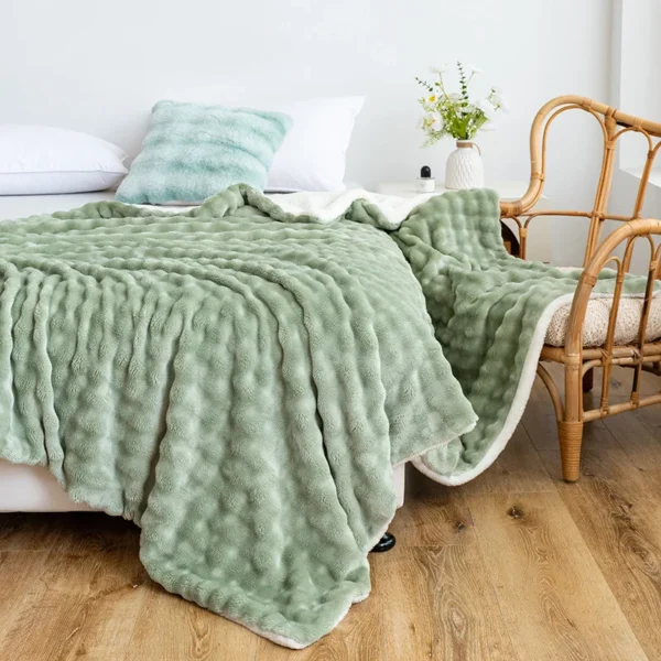 Luxury Velvet Blanket Double-layer Thickened Cover Blanket Sofa Bed Air Conditioning Nap Blanket Solid Color - Image 5